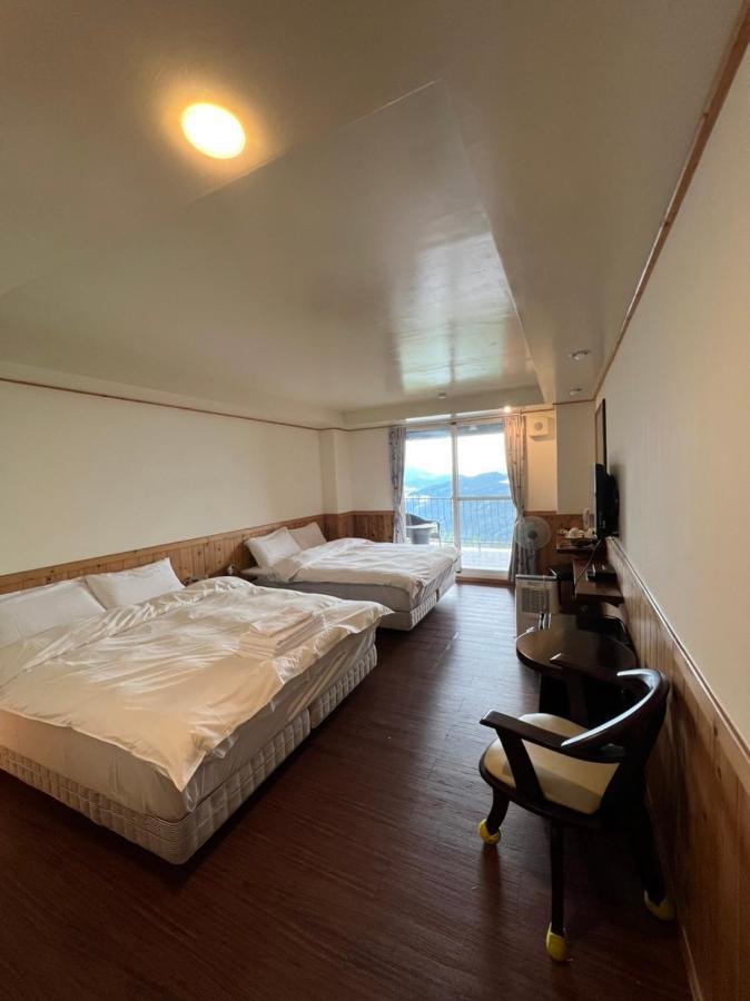 Cingjing Four Seasons B&B Nhân Ái Ngoại thất bức ảnh