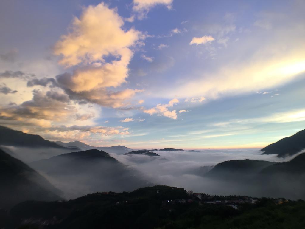 Cingjing Four Seasons B&B Nhân Ái Ngoại thất bức ảnh